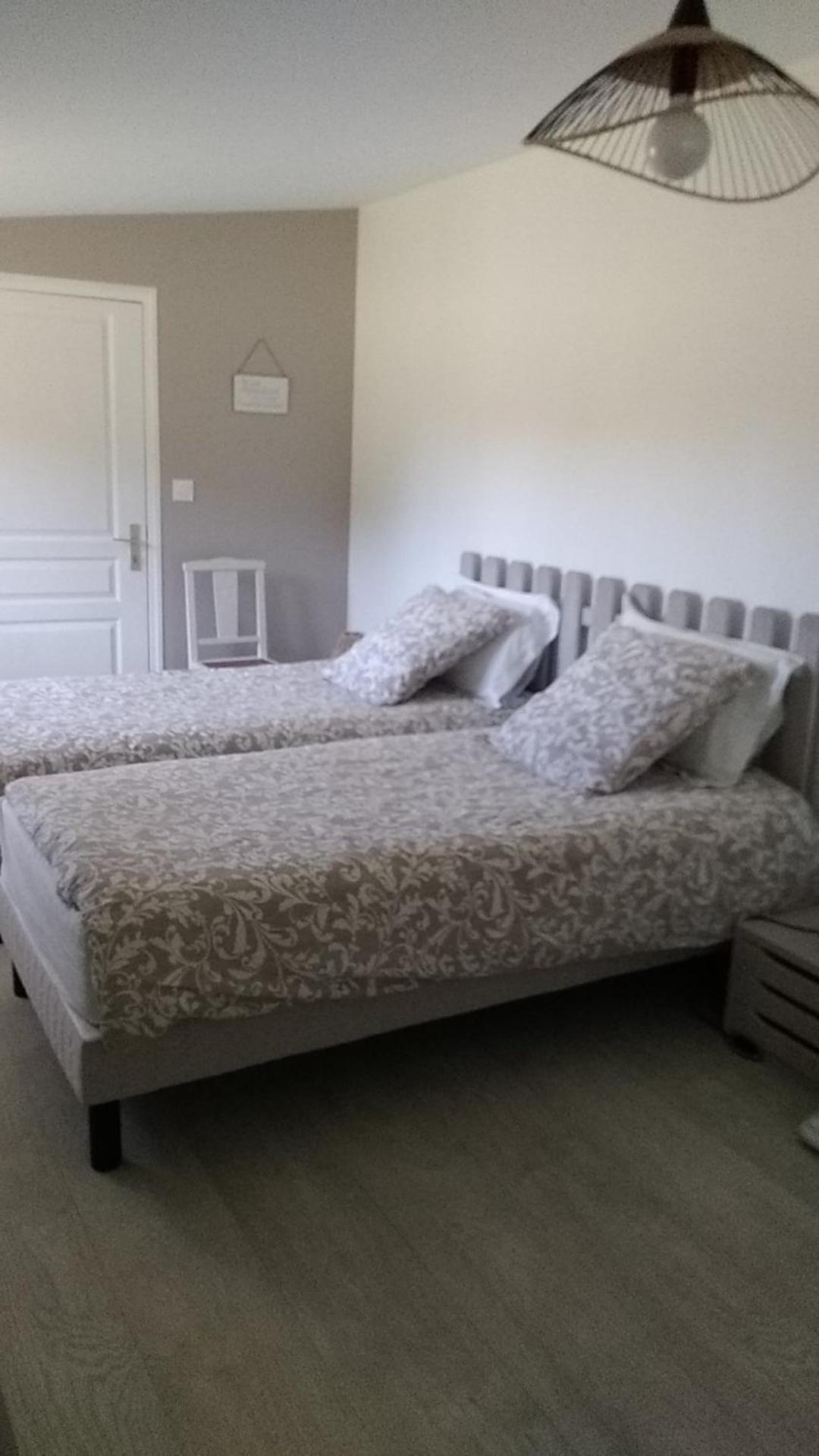 Chambre D Hotes La Barriere Channay-sur-Lathan Eksteriør bilde