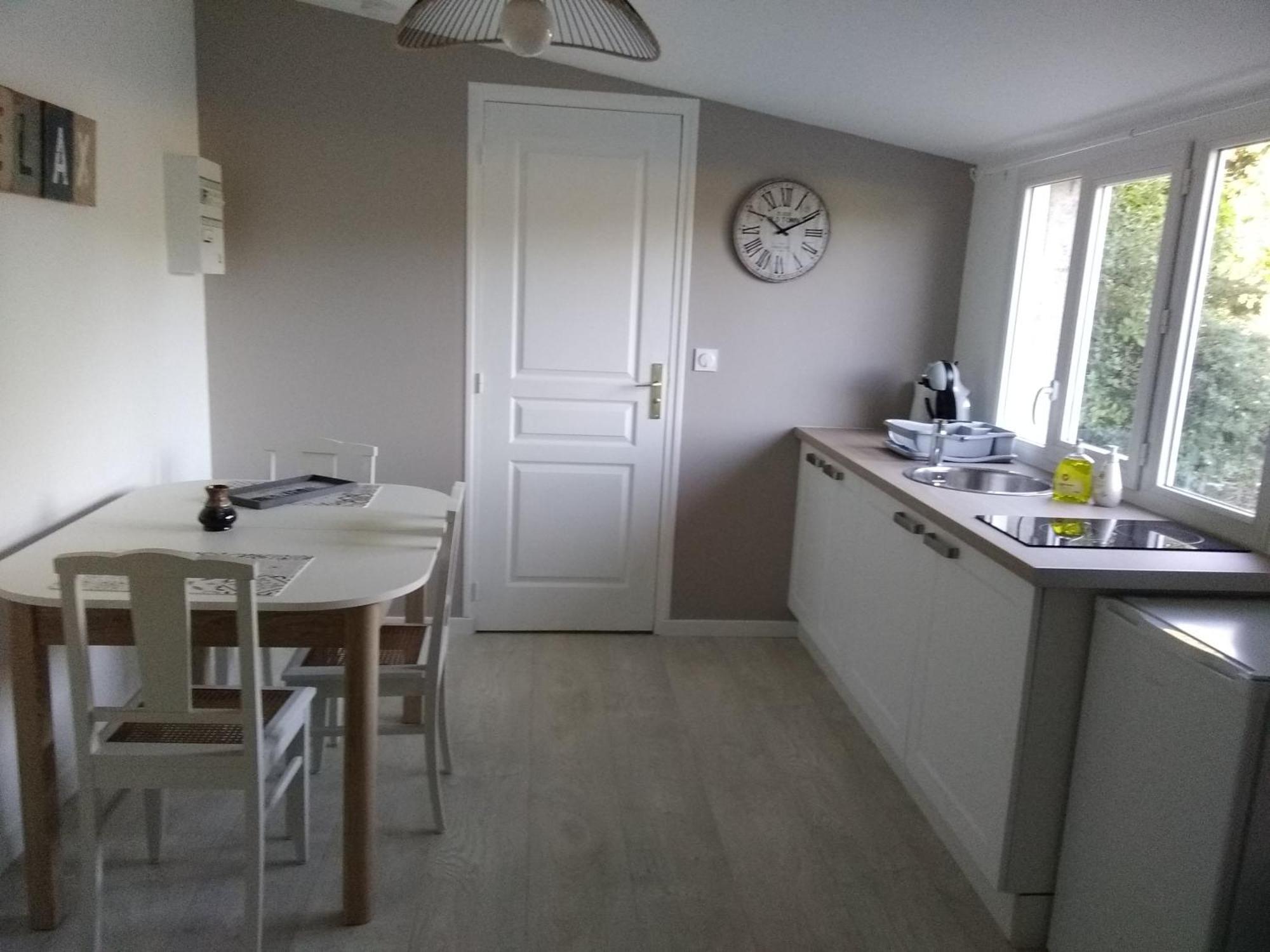 Chambre D Hotes La Barriere Channay-sur-Lathan Eksteriør bilde